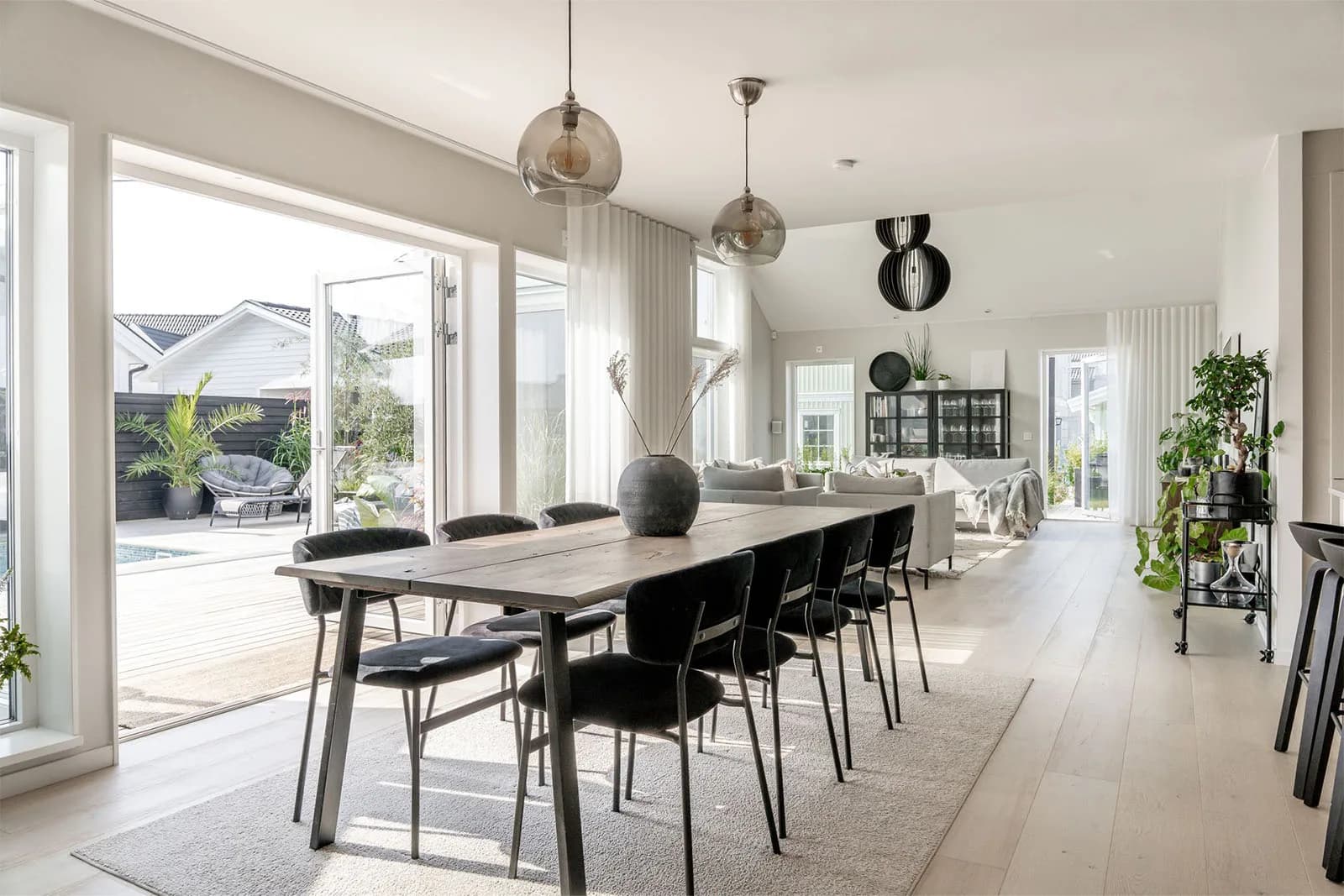 Matplats i anpassat Villa Hällevik