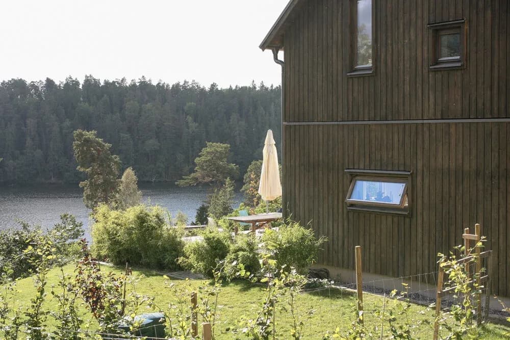 Hunge, målad i tjärvitriol med skyddande egenskaper.