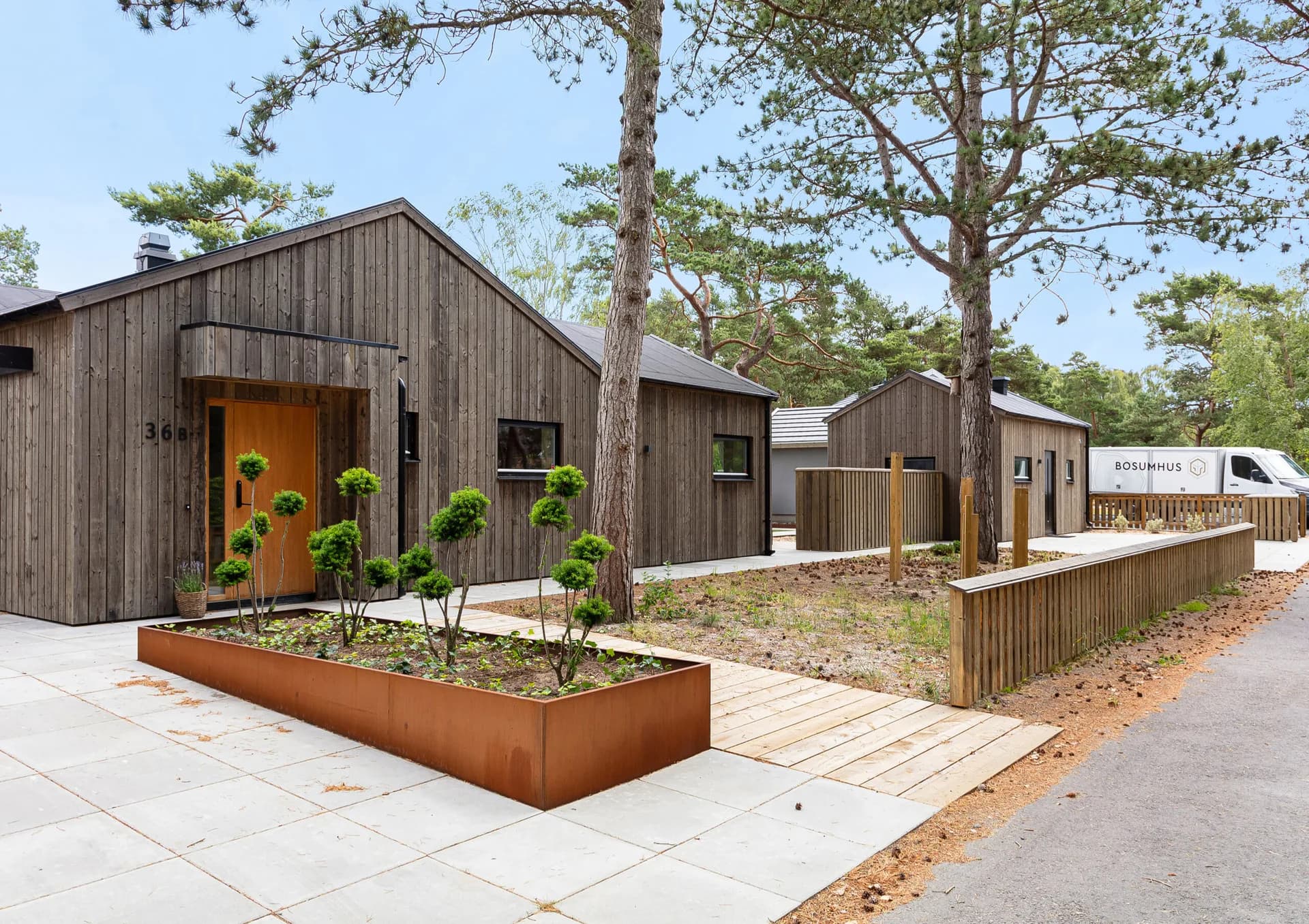 1-planshus, Höllviken