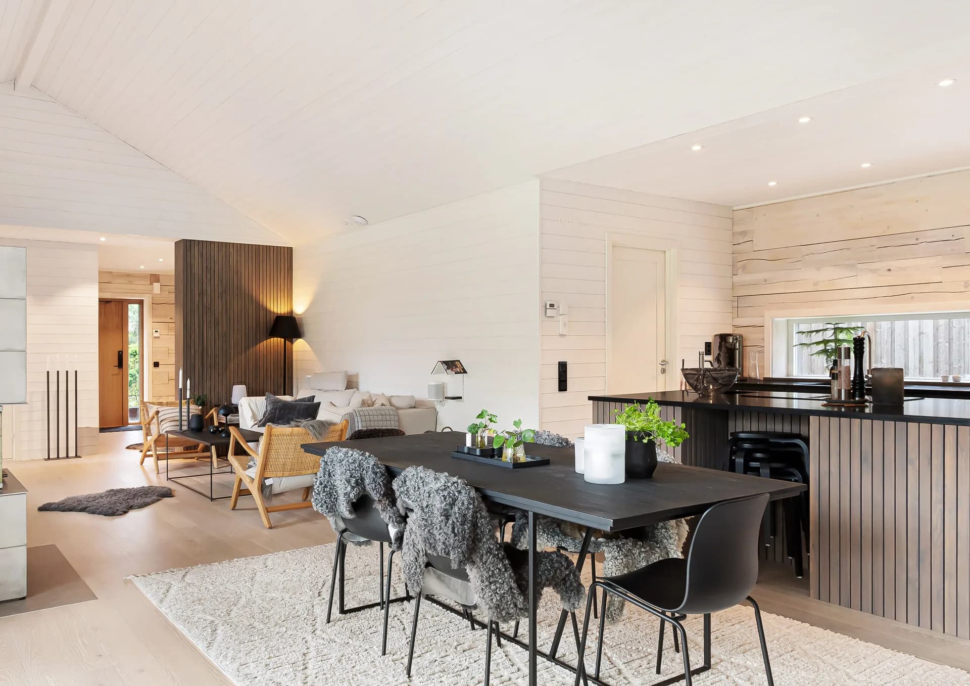 1-planshus, Höllviken