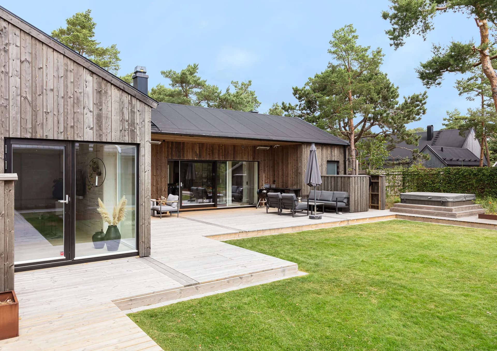 1-planshus, Höllviken