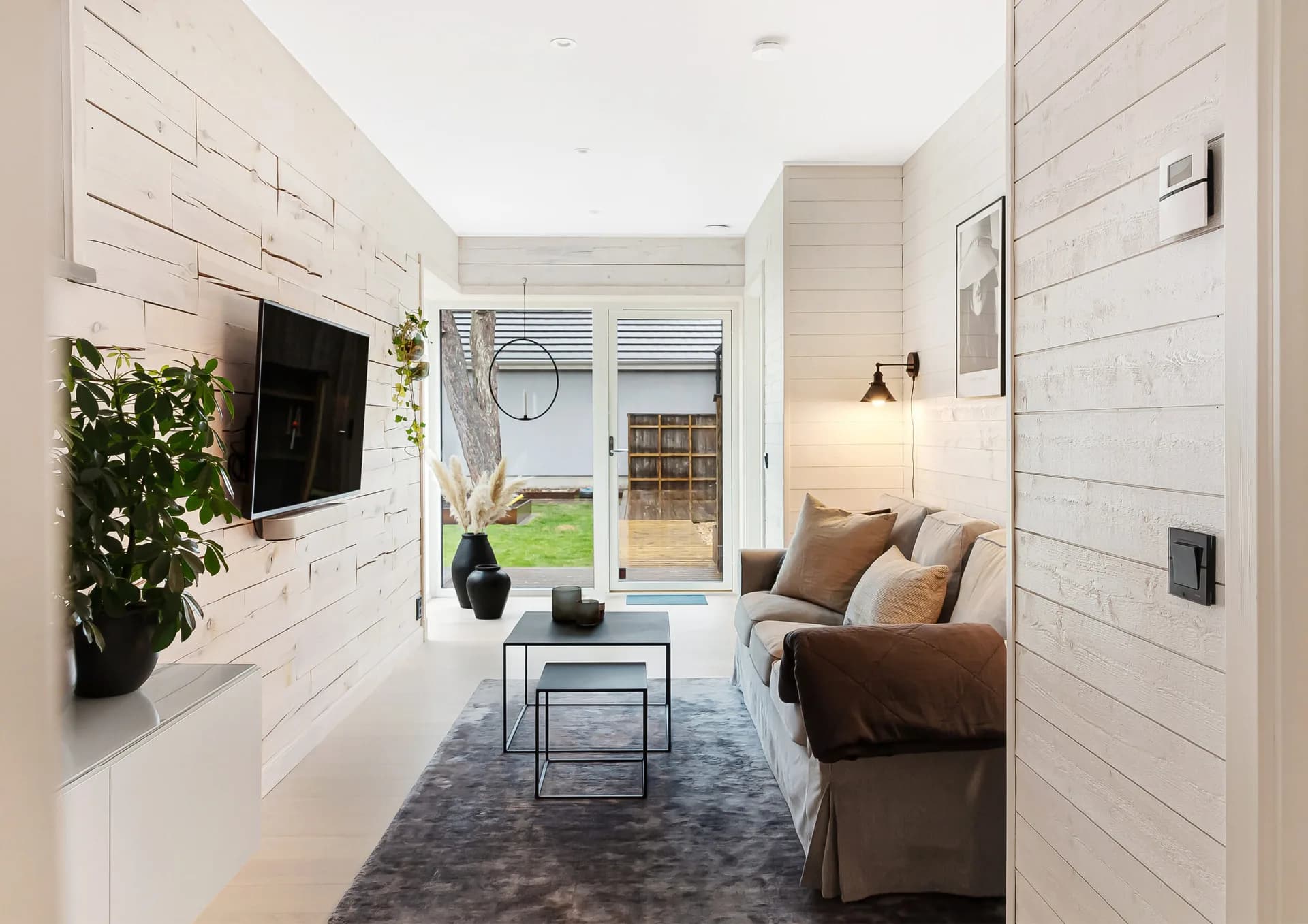 1-planshus, Höllviken