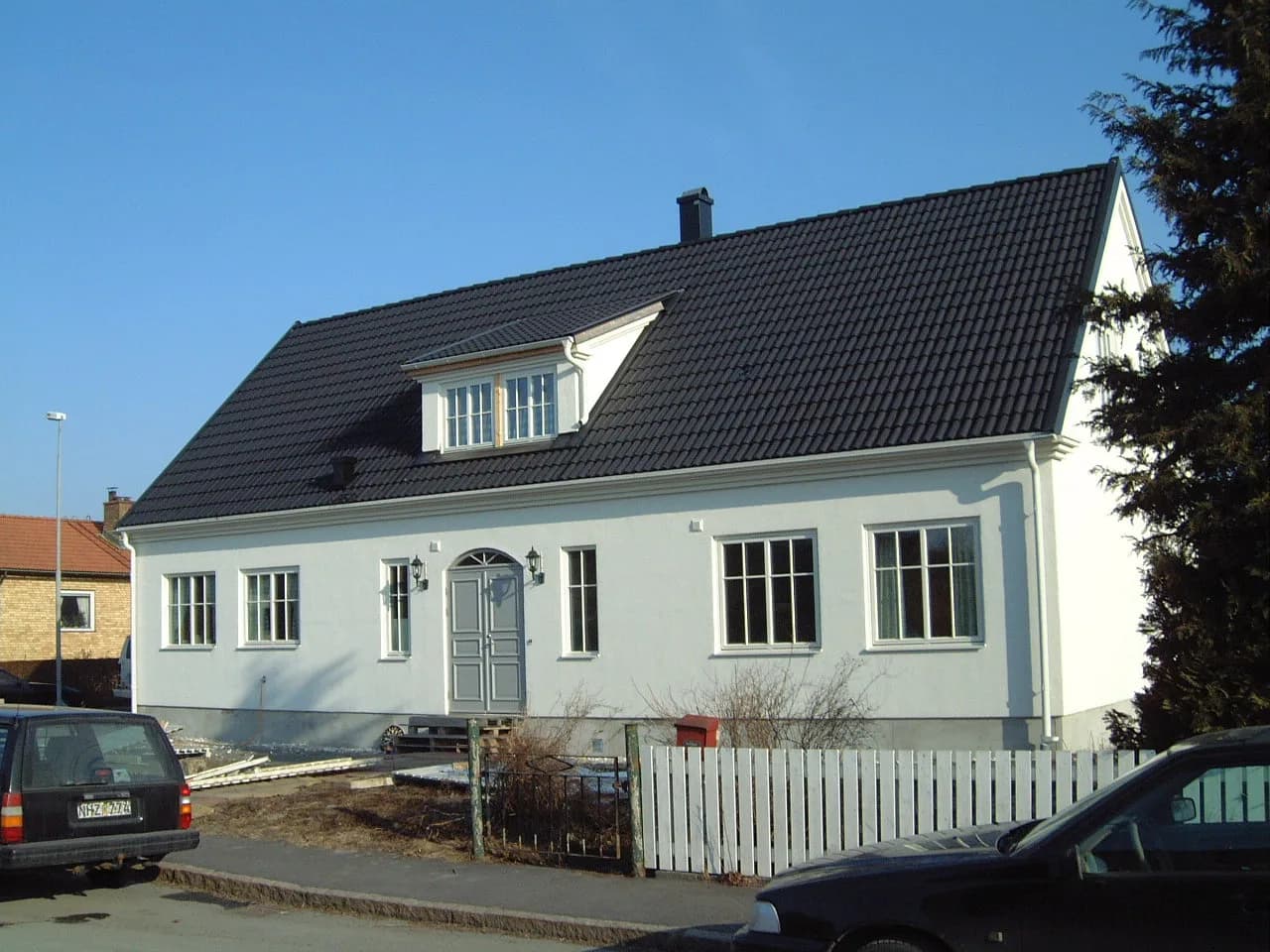 H 536