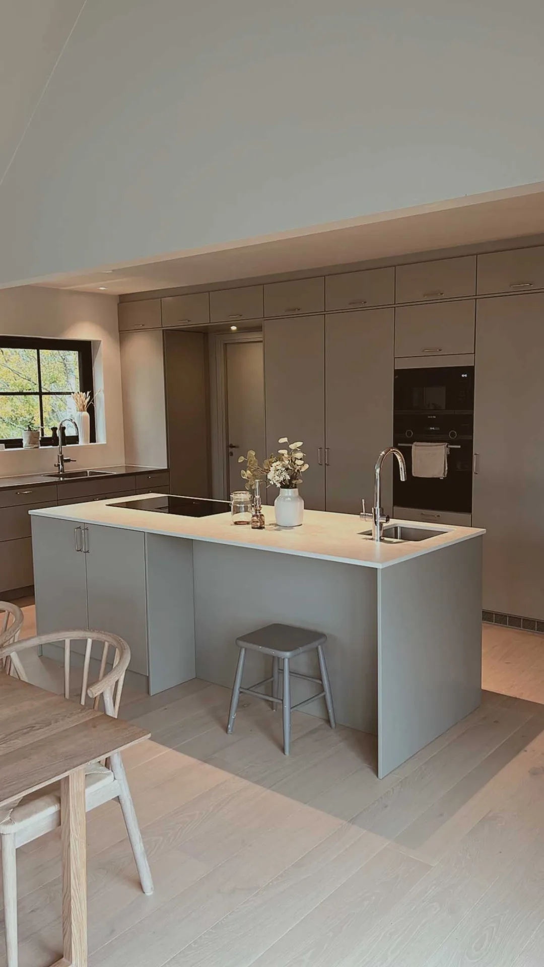 Köksinspiration i arkitektritat hus