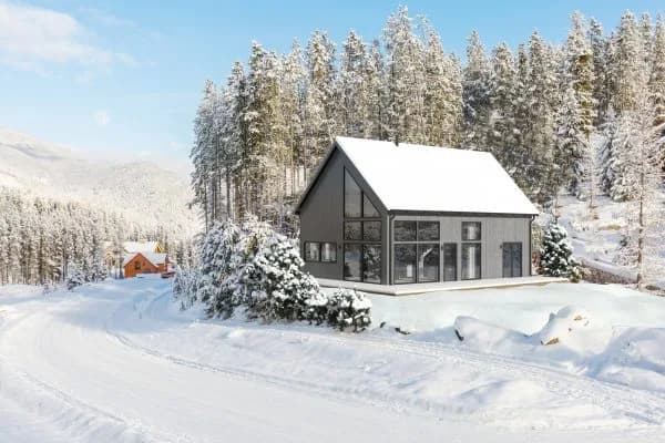 Kagedalen 99 loft Fritidshus Vinter Ladhus Byggsats Hus fran Jorntrahus scaled 1