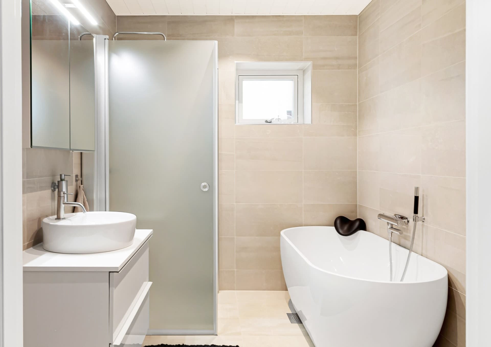 1-planshus, Höllviken