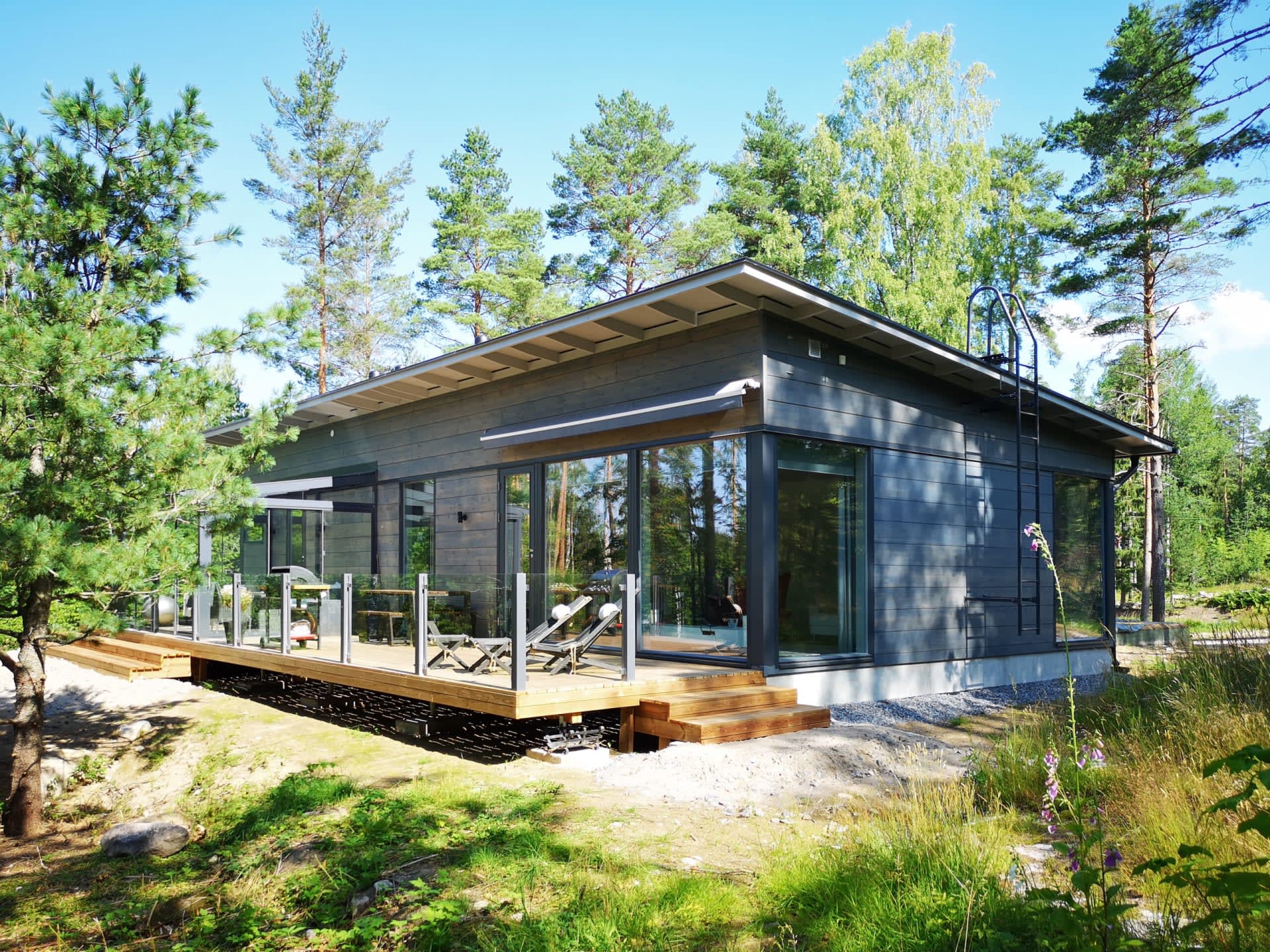 Glass House Villa 126