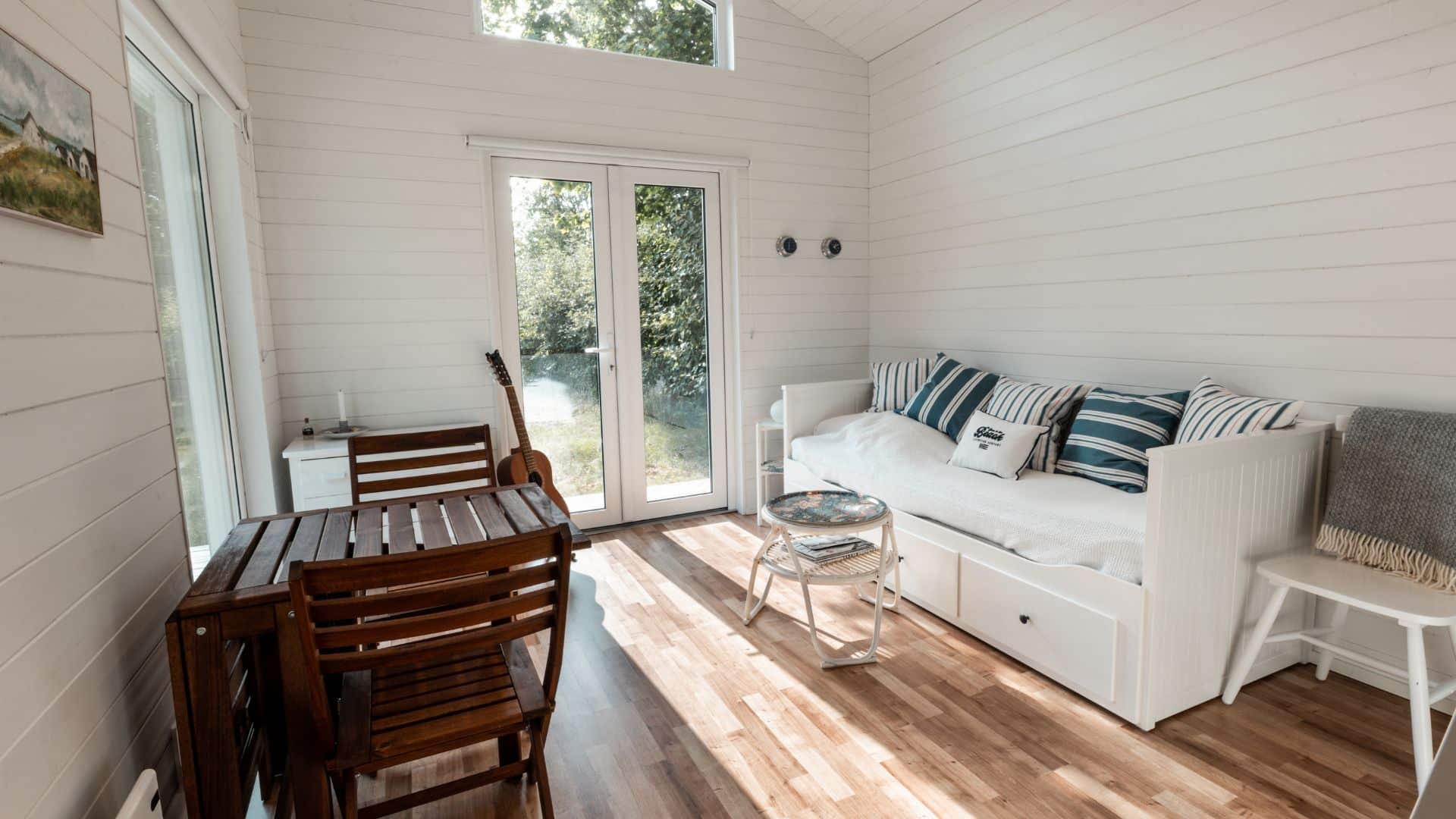 Attefallshus vardagsrum