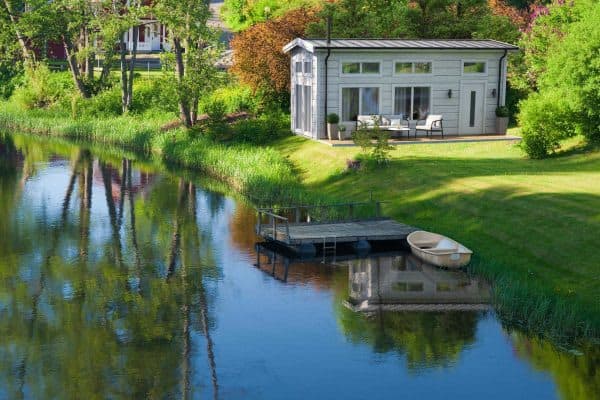 Boviken 30 loft Deluxe Fritidshus Bolundare Byggsats Hus fran Jorntrahus